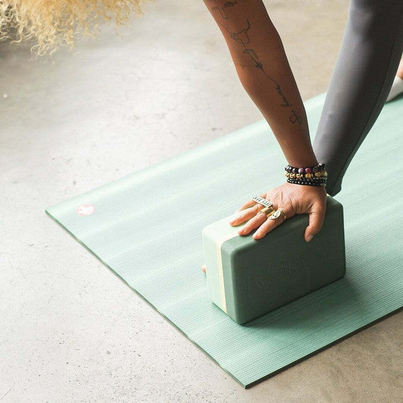 Yoga brick - Manduka - Recycled yoga brick