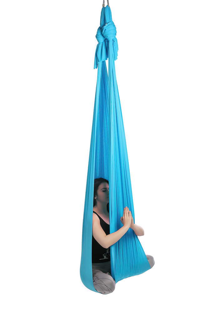 Ilma-akrobatiakangas - Aerial silks - JUST